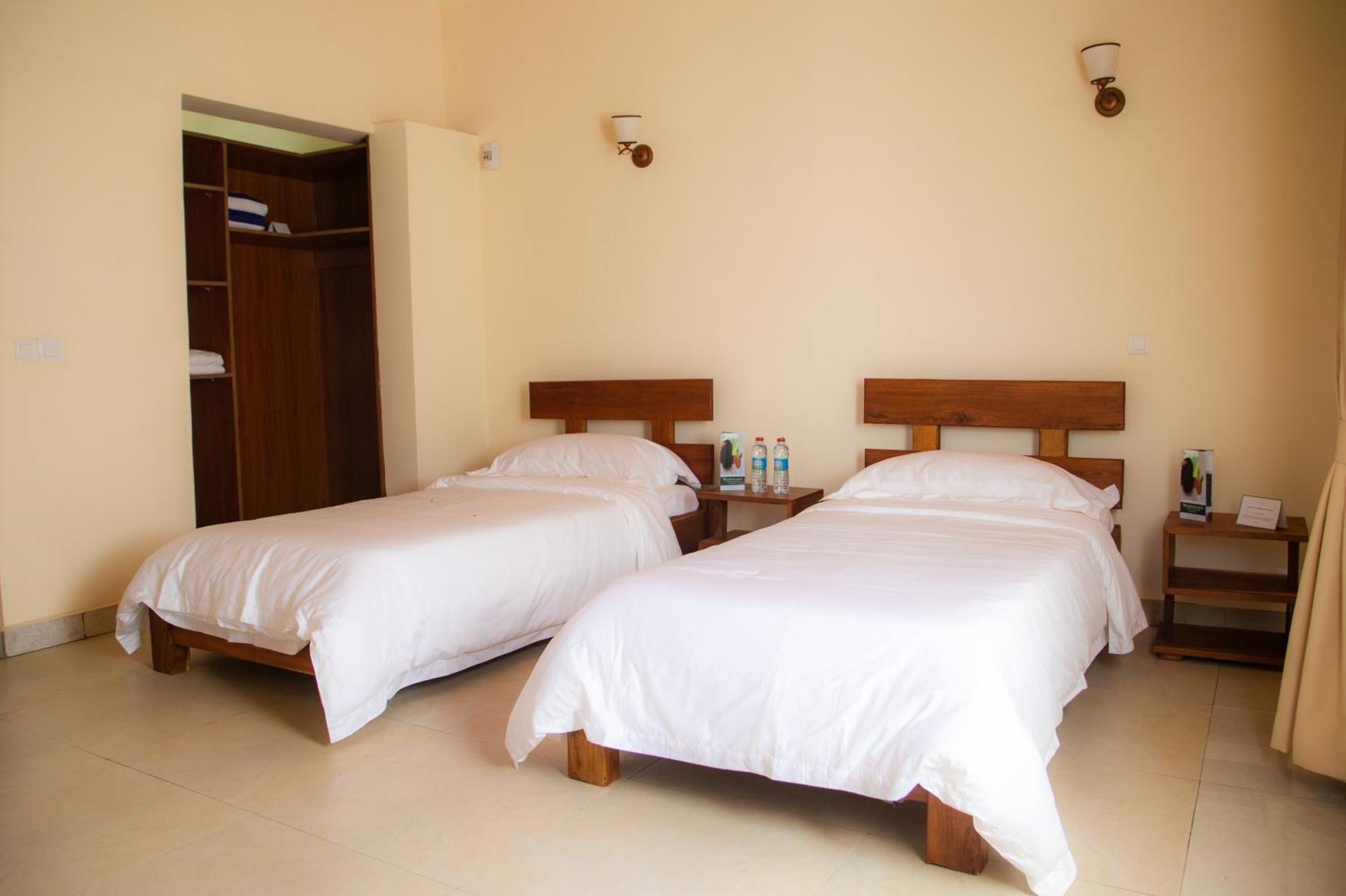 Mahafaly Hotel & Resort Анцирабе Экстерьер фото